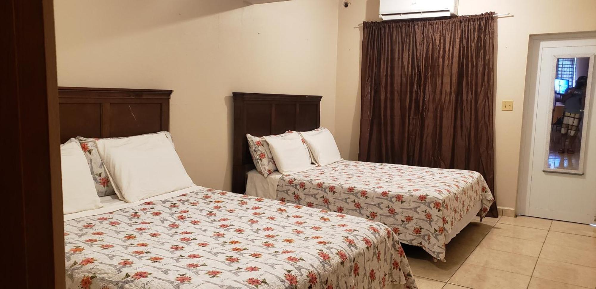 Discovery Beach Apartments Aguada Szoba fotó